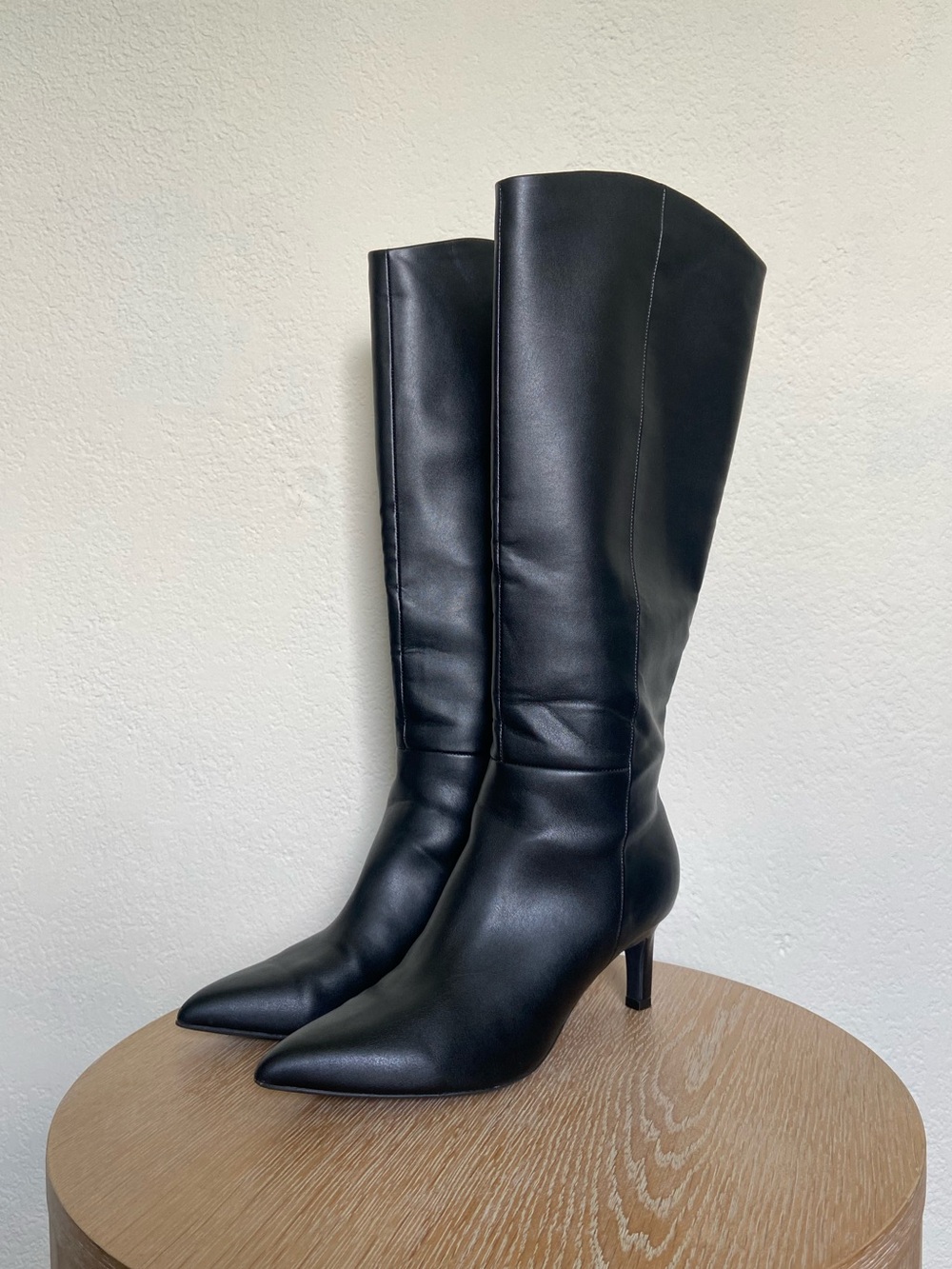 Marc Fisher Black Knee High Heeled Boot Size 8